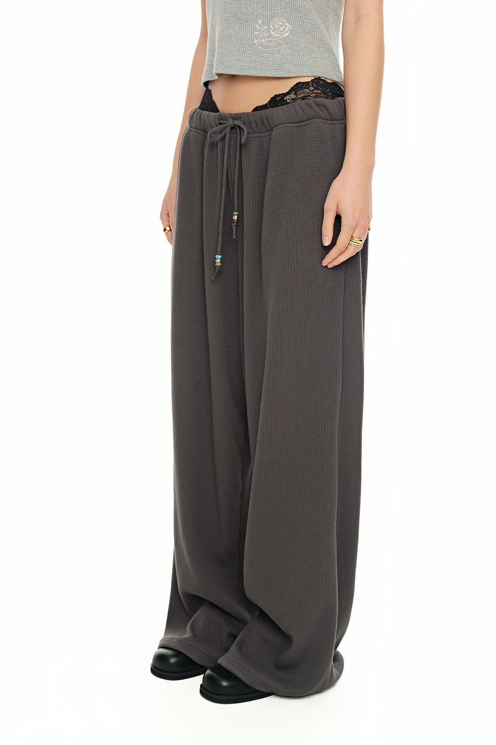 WESTERN BEAD WAFFLE PANTS (CHARCOAL)