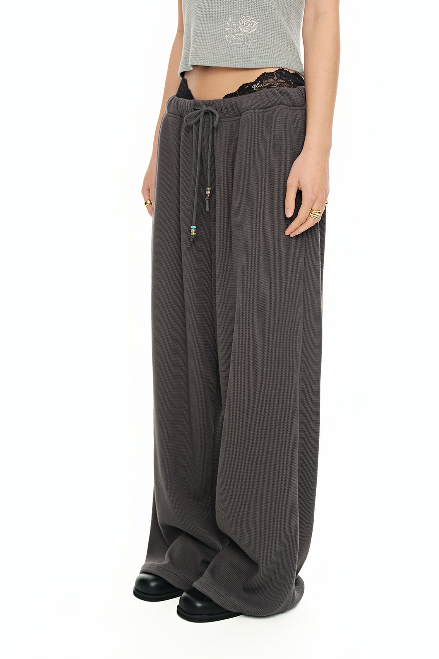 WESTERN BEAD WAFFLE PANTS (CHARCOAL)