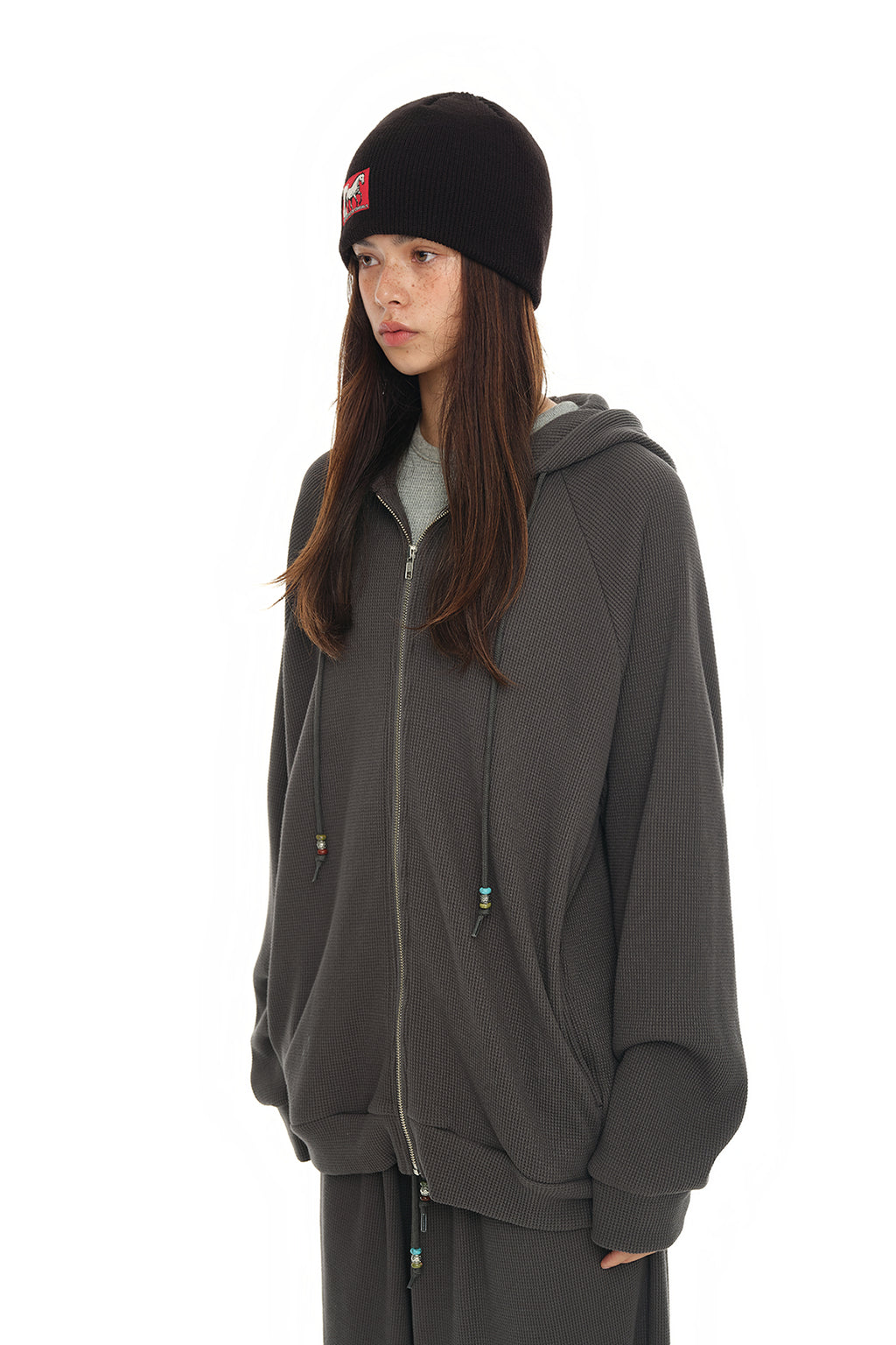 WESTERN BEAD WAFFLE ZIP-UP HOODIE (CHARCOAL)